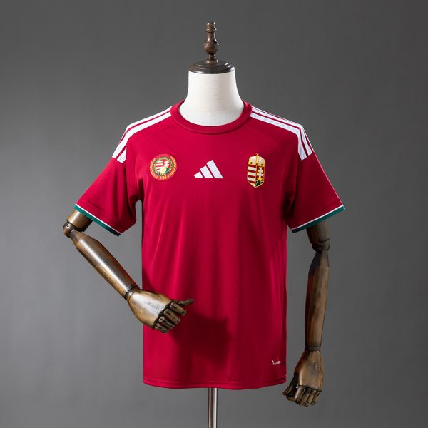 Camiseta Hungría 2026 — Primera equipación (Diseño 01)