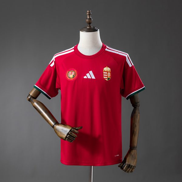 Camiseta Hungría 2026 — Primera equipación (Diseño 02)