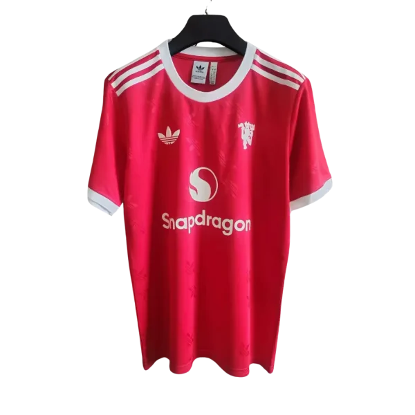 Manchester United 2025/26 Primera equipación